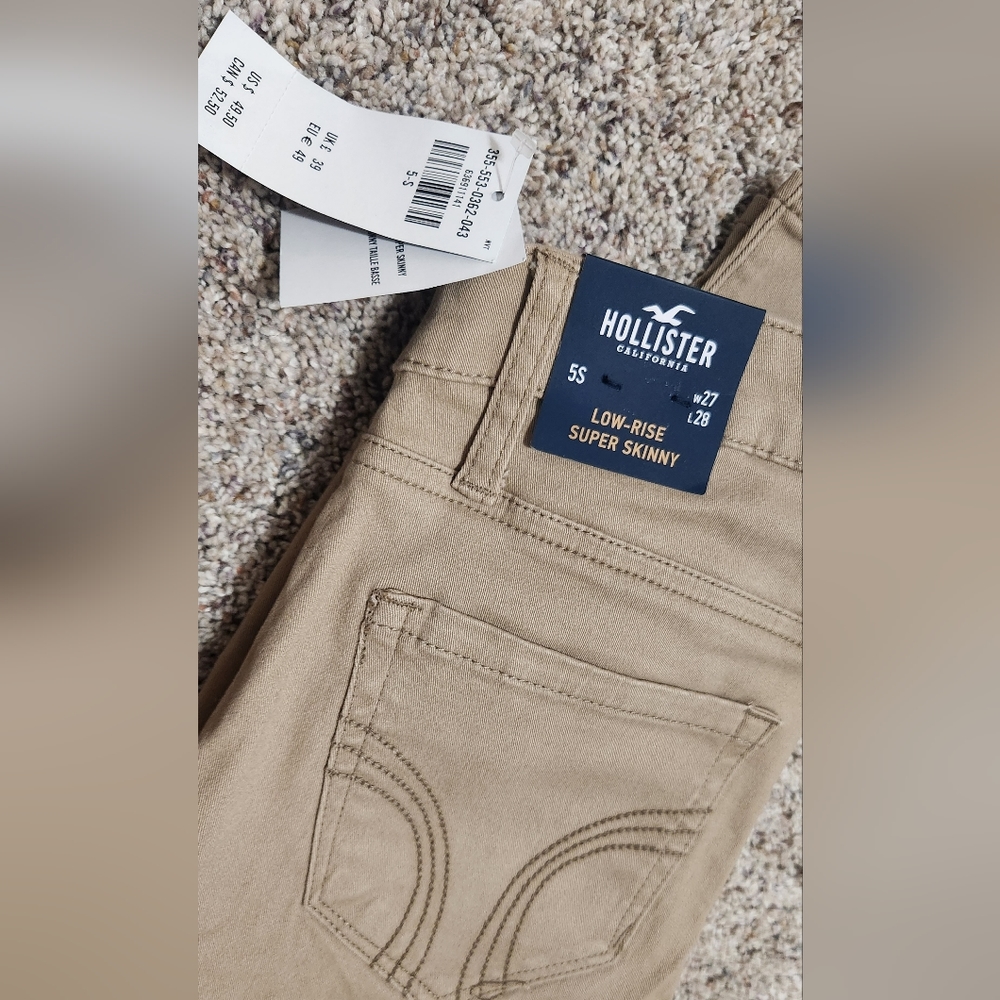 Hollister Low Rise Super Skinny Jeans